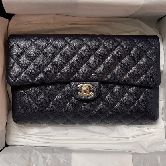 Chanel Flap Clutch 2024 favors